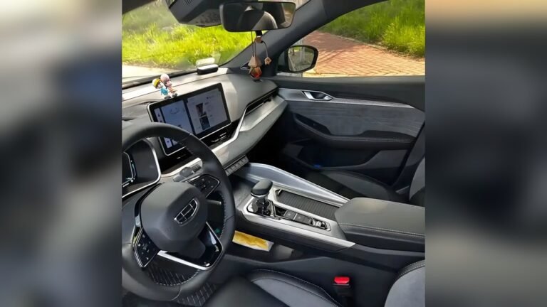 Best Car Seat Mirror Maintenance Guide for Lasting Clarity